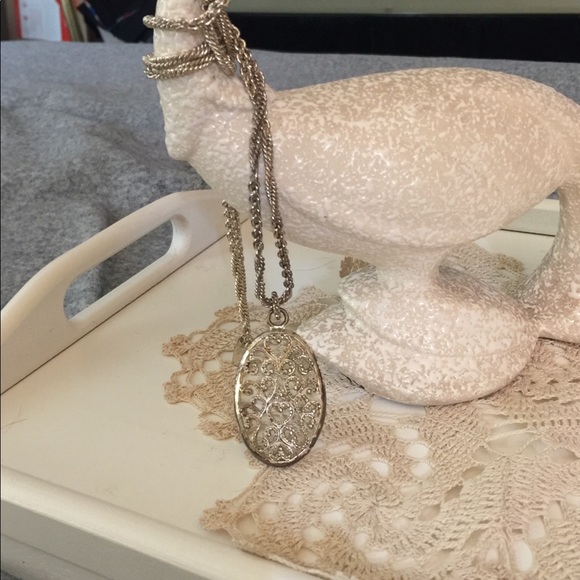 Vintage Necklace marked 1928 - Picture 2 of 3